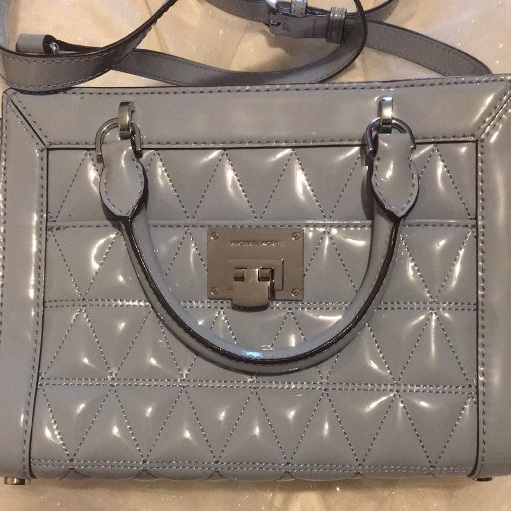Michael Kors Handbag. Vivianne